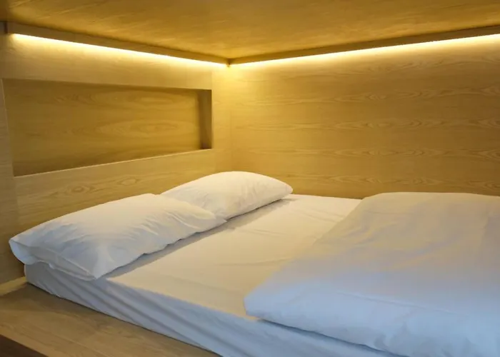 Hostel Ratchada - Rotfai *
