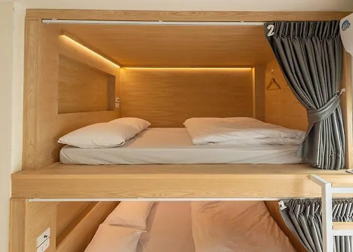 Hostel Ratchada - Rotfai Bangkok